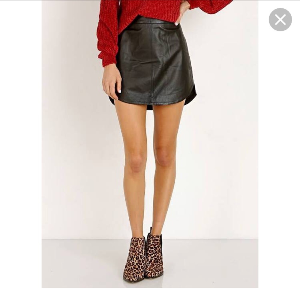 BB Dakota faux leather skirt